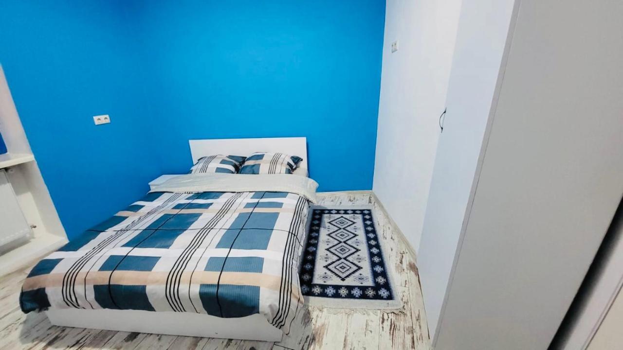Lovely Guest House Тбилиси Екстериор снимка